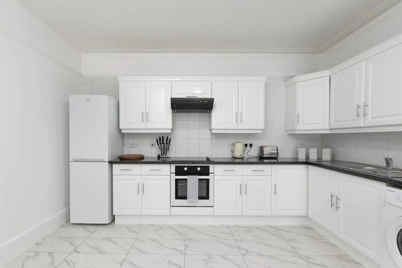 Lora Modern Apartamento Appartement *